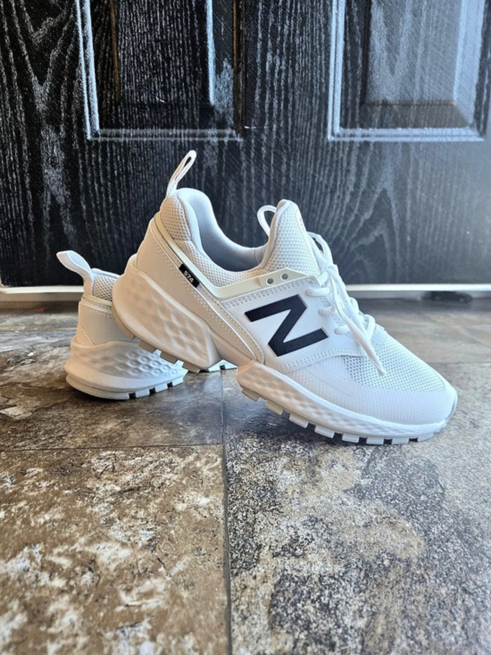 New Balance 574S Version 2.0 Men's White Athletic Shoes US 7